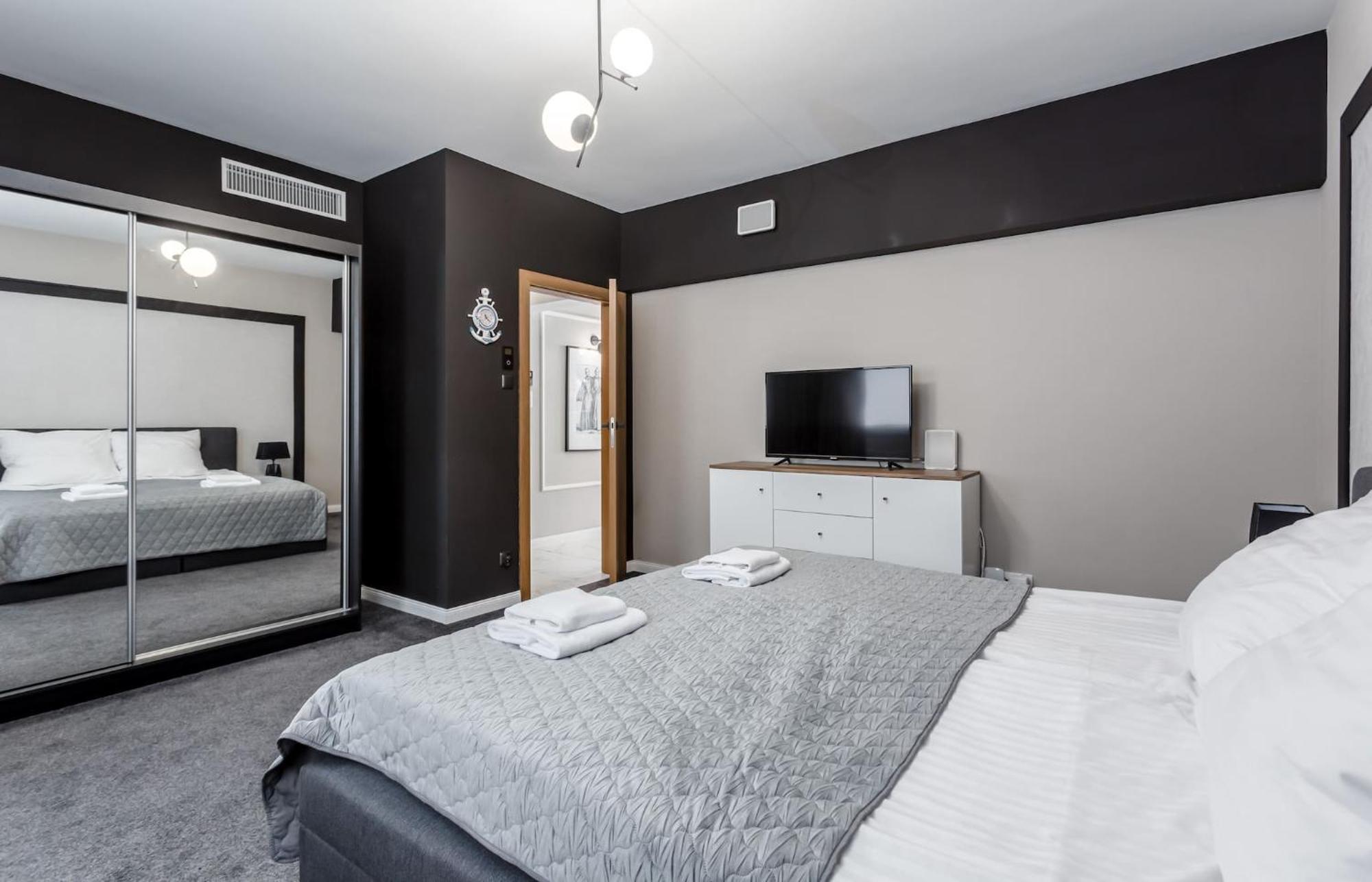 Deo Plaza - Apartamenty Old Town By Rent Like Home Danzig Exterior foto